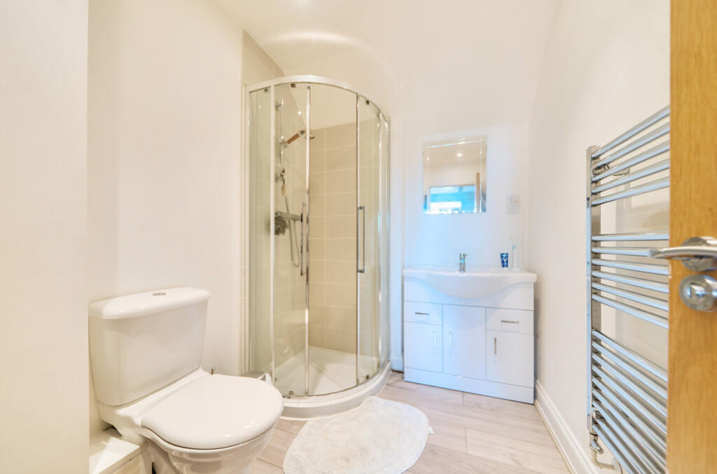 1325210-3-6870f8c...