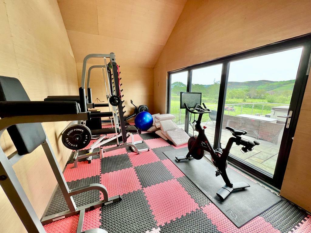 PHOTO-2023-05-08-21-40-21 (2).jpg