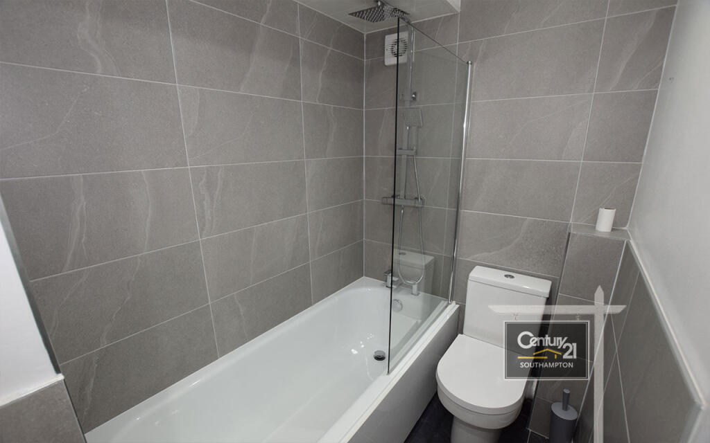 BATHROOM | PIC 2