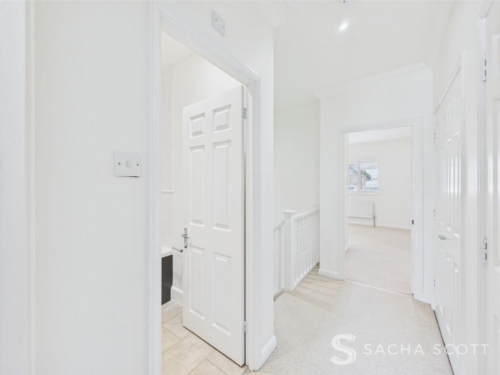 2nd Floor Landing