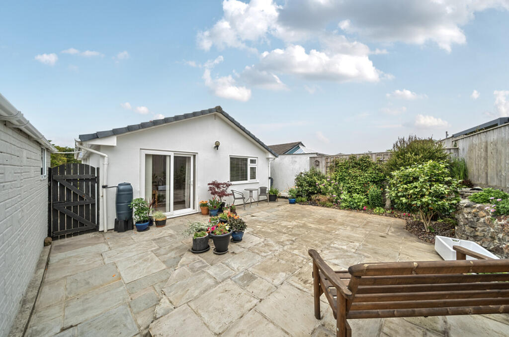 1306387-11-684835...