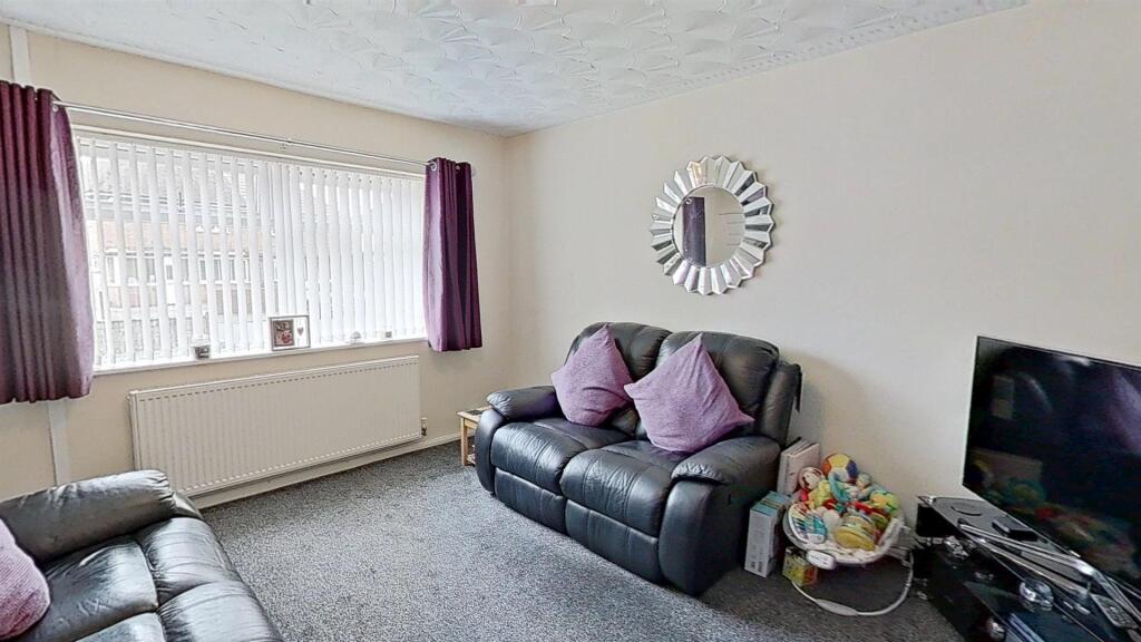 22-Worle-Avenue-07012025_120929.jpg