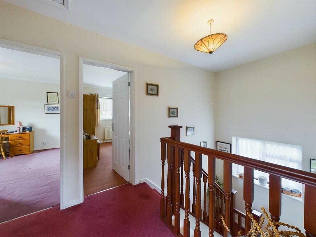 CAM02854G0-PR0203...