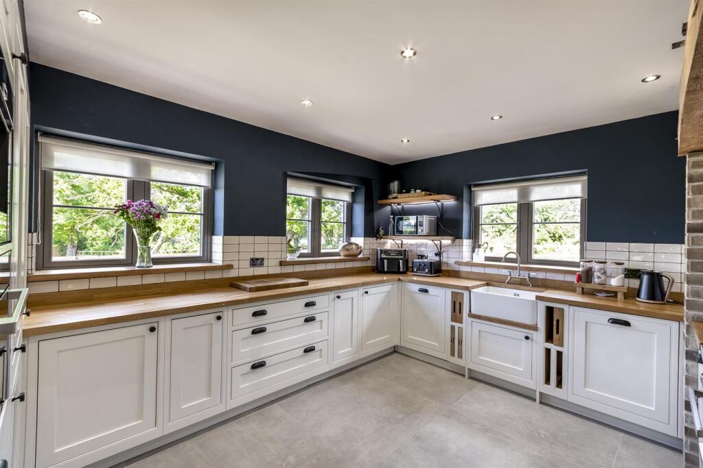 Breakfast Kitchen