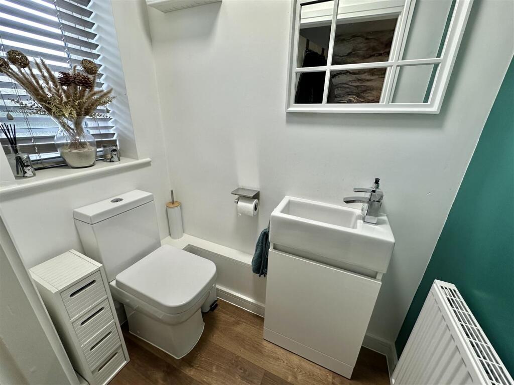 Bramleys Estate Agents - Leeds Old Road - Batley (