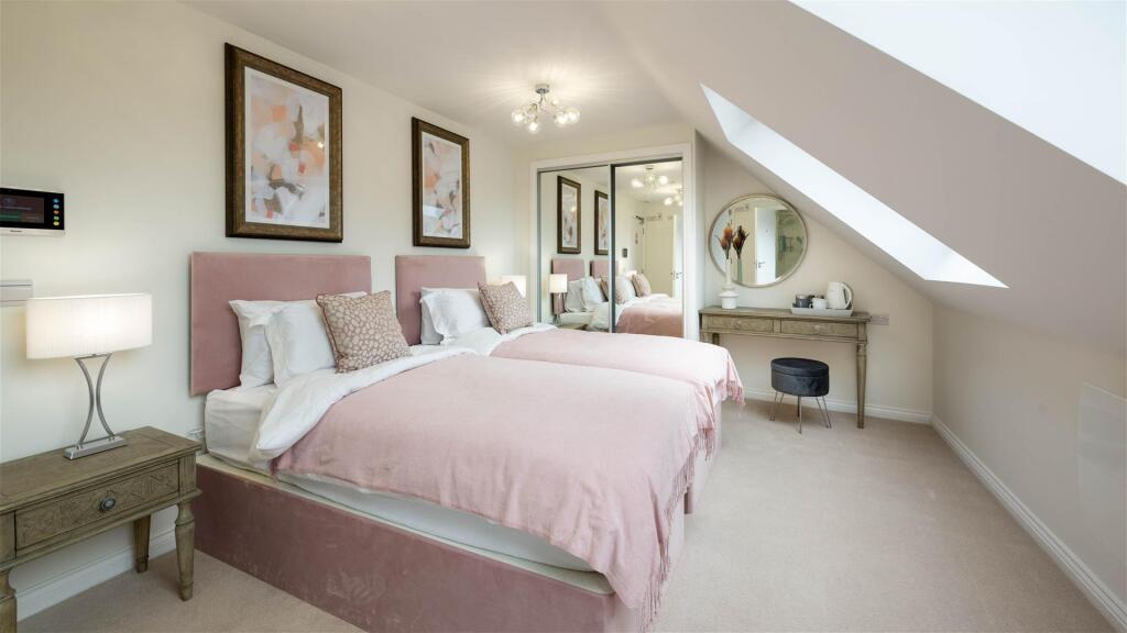 Manns Lodge Guet Suite.jpg