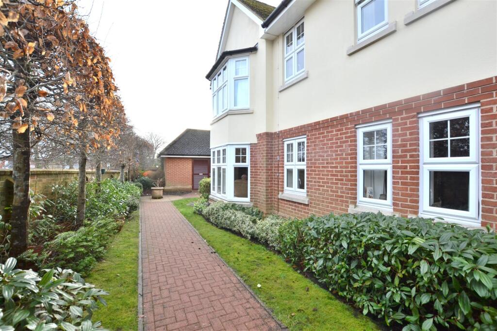 Communal Gardens 1.JPG