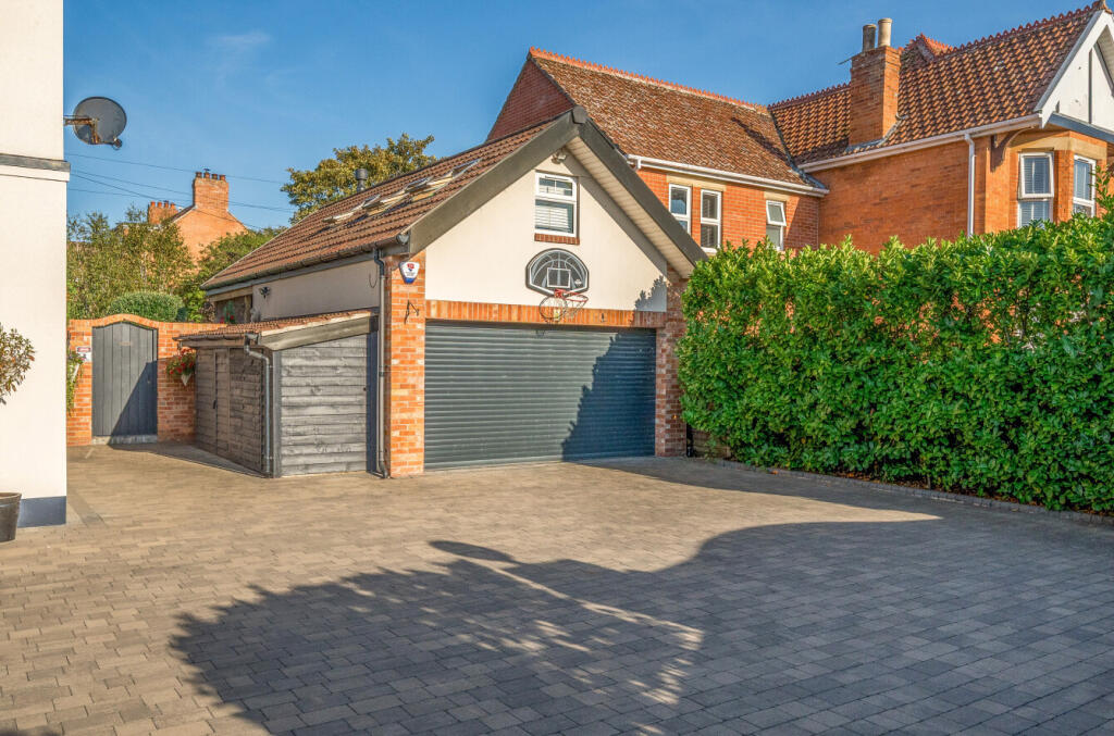 1342307-31-68a8d3...