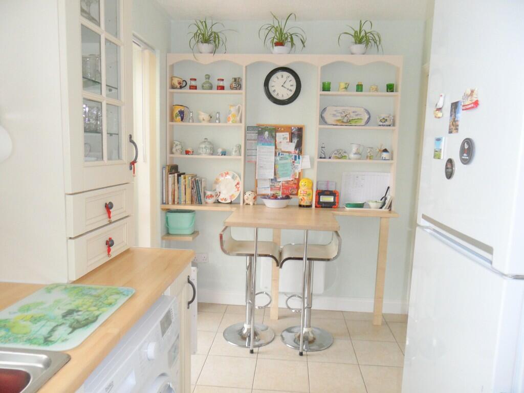 KITCHEN/BREAKFAST RM