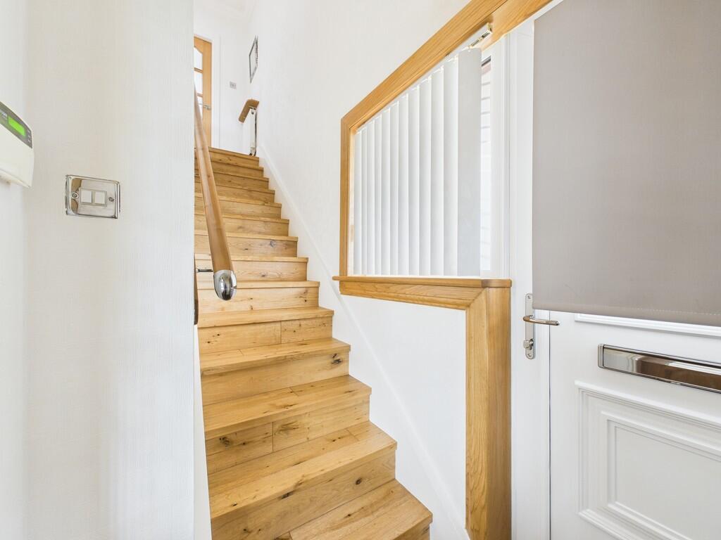 CAM05526G0-PR0042...