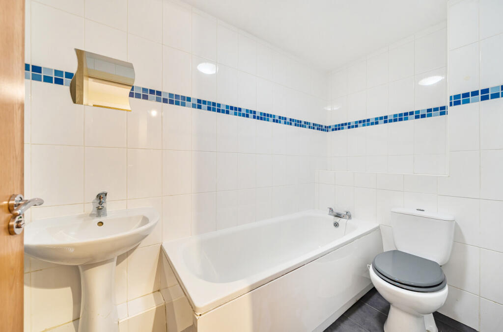 1387945-7-6936e84...