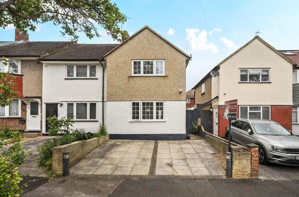 1303292-7-683ed23...