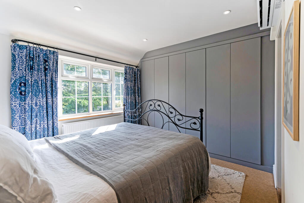 Main bedroom