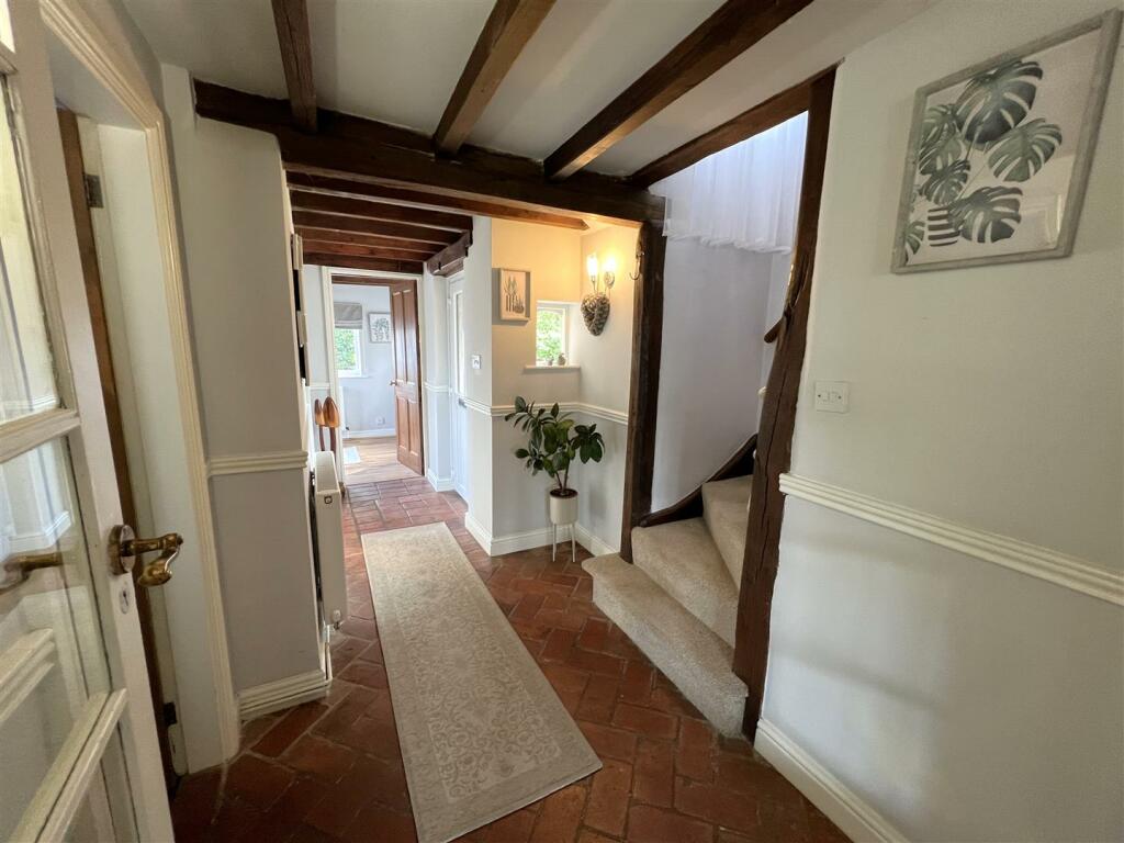Entrance Hall.JPG