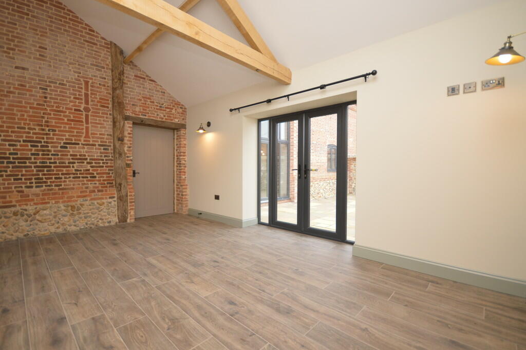 Primary Bedroom I...