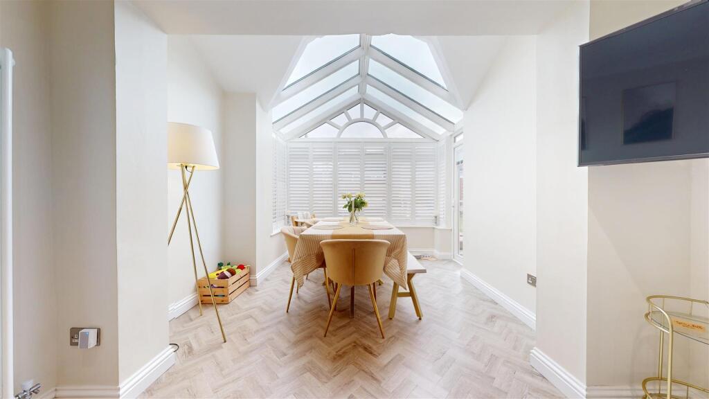 Paisley Avenue Dining Room