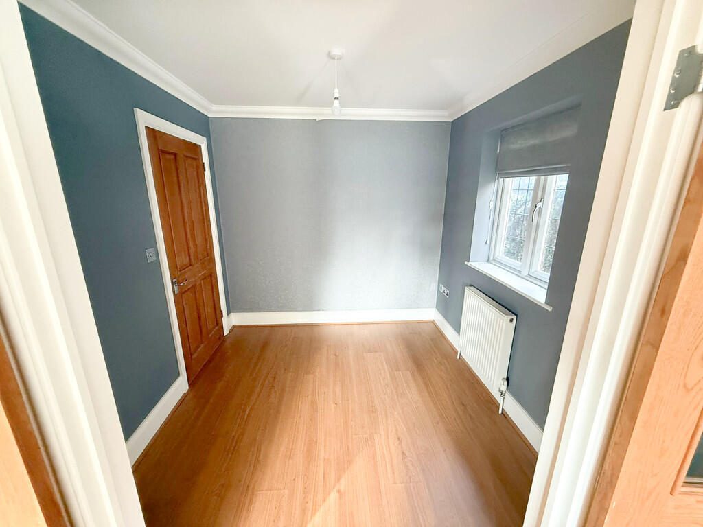 IMG-20250905-WA00...