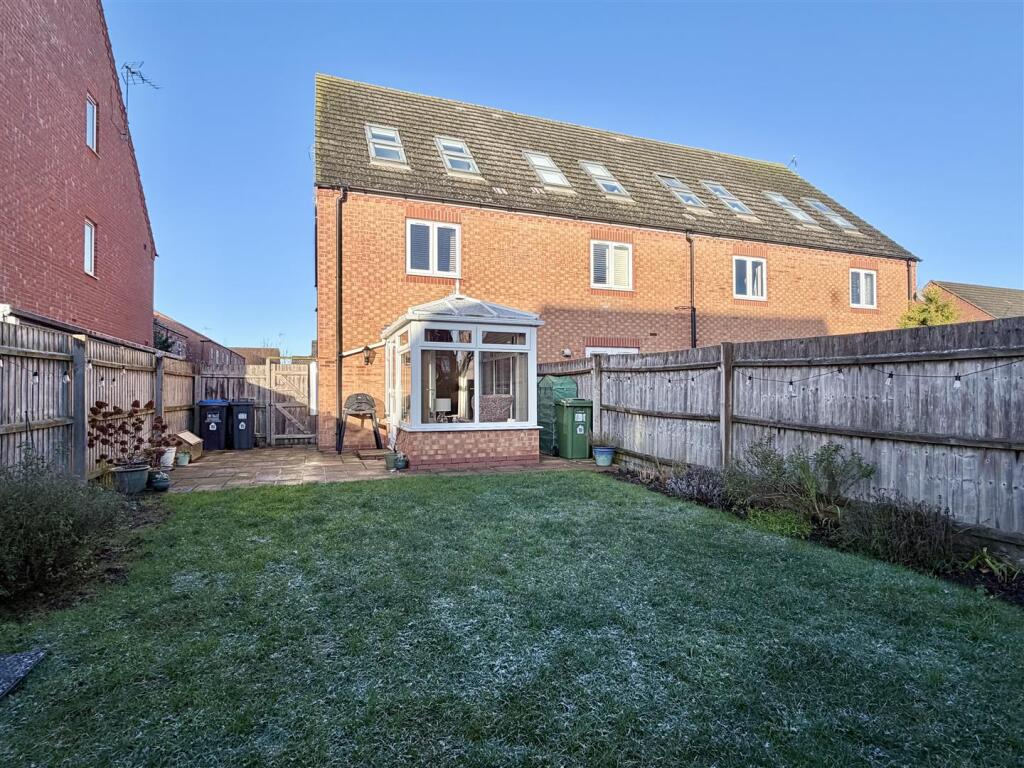 Good Sized Rear Garden