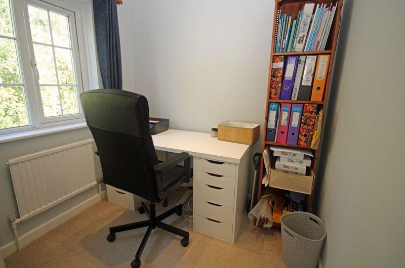 bedroom 4/study