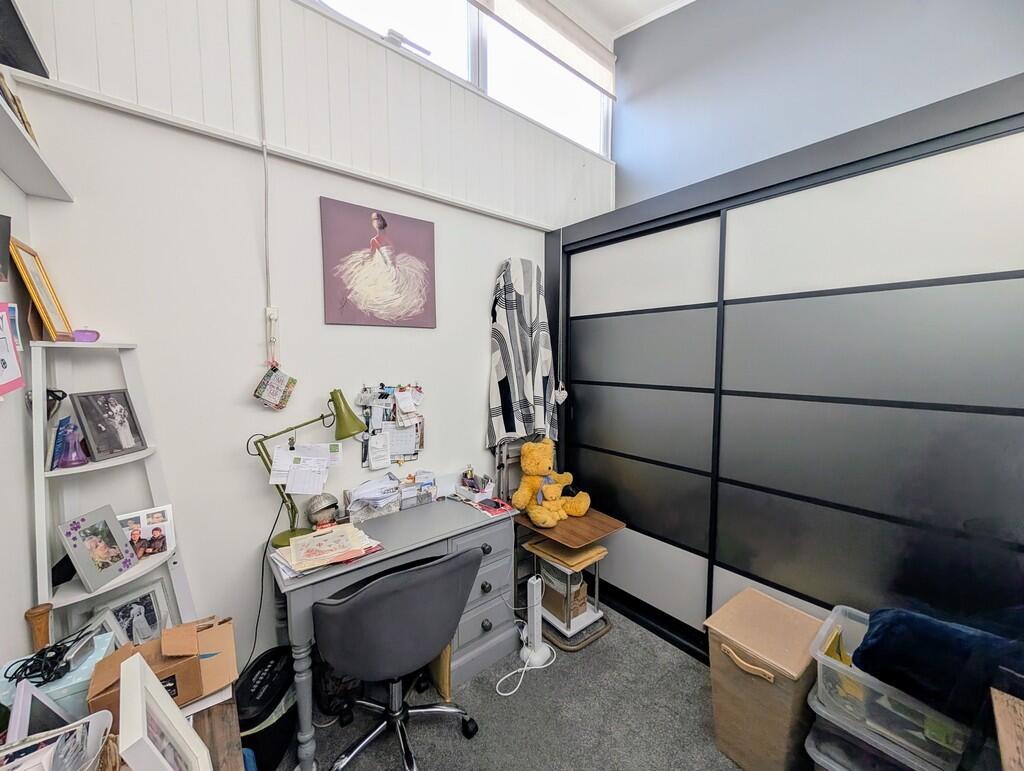 PXL_20251002_0849...