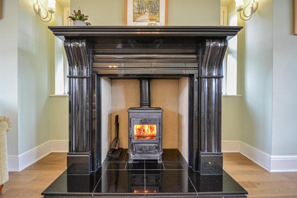 Feature Fireplace