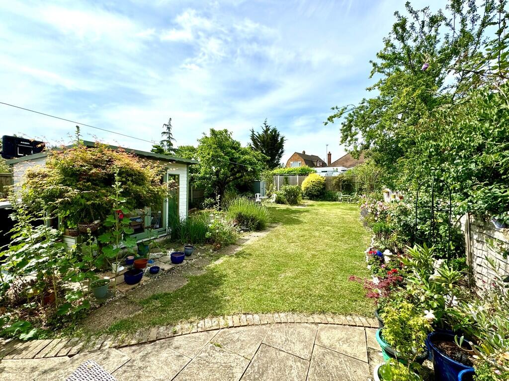 10 Glastonbury Ch...