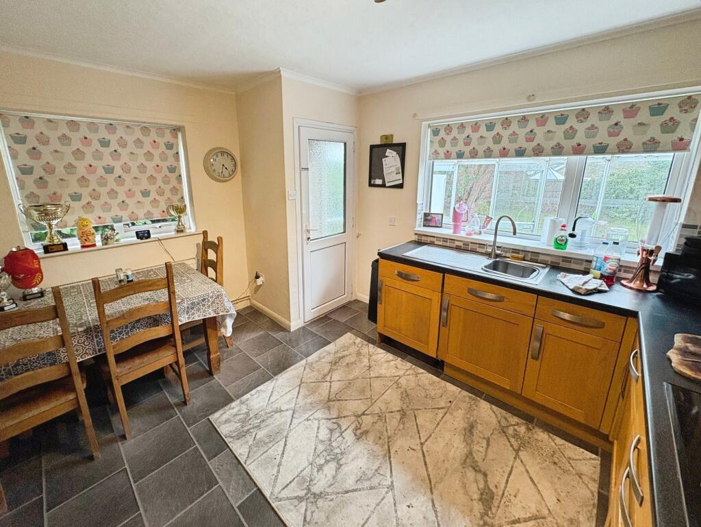 Breakfast/Kitchen
