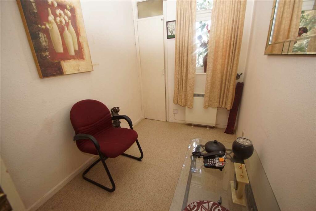 Bedroom2