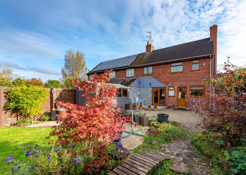 46 Redhill Avenue-rear.jpg