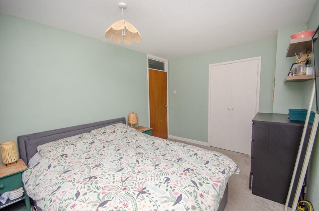 Bedroom one pic 2.jpg