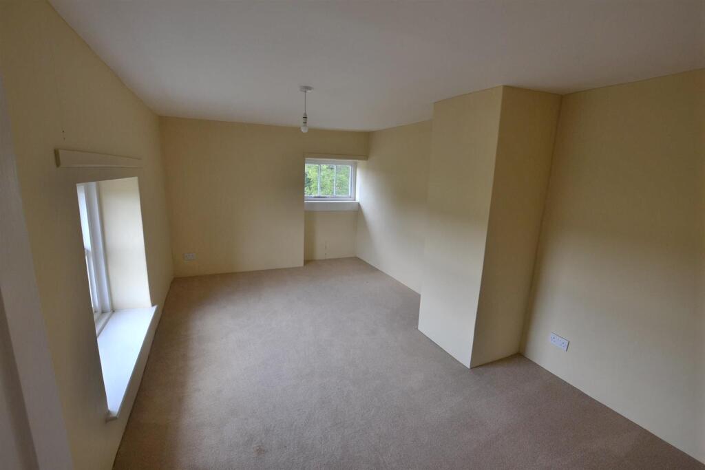 white lodge internals (11).JPG