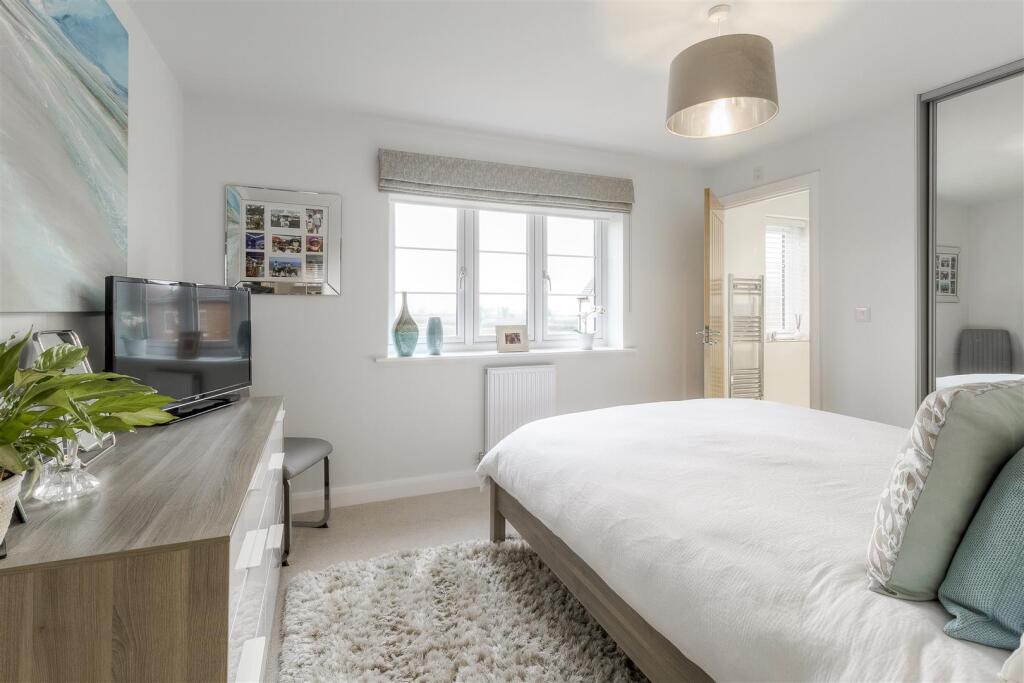 5 Wilson Close 023.jpg