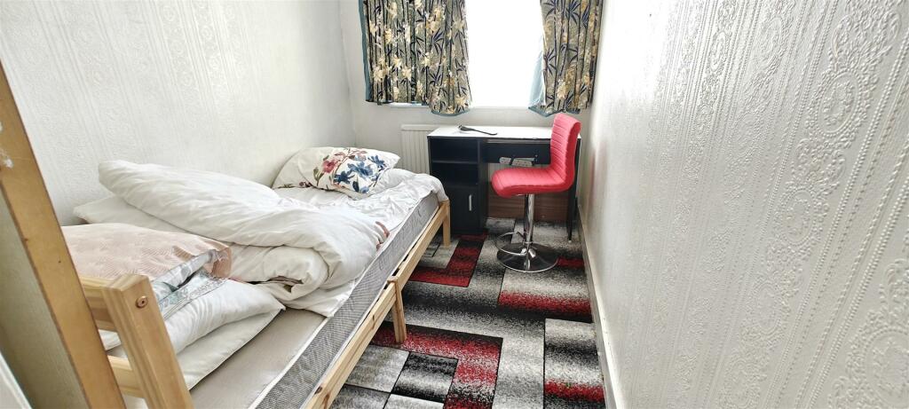 Bed 3