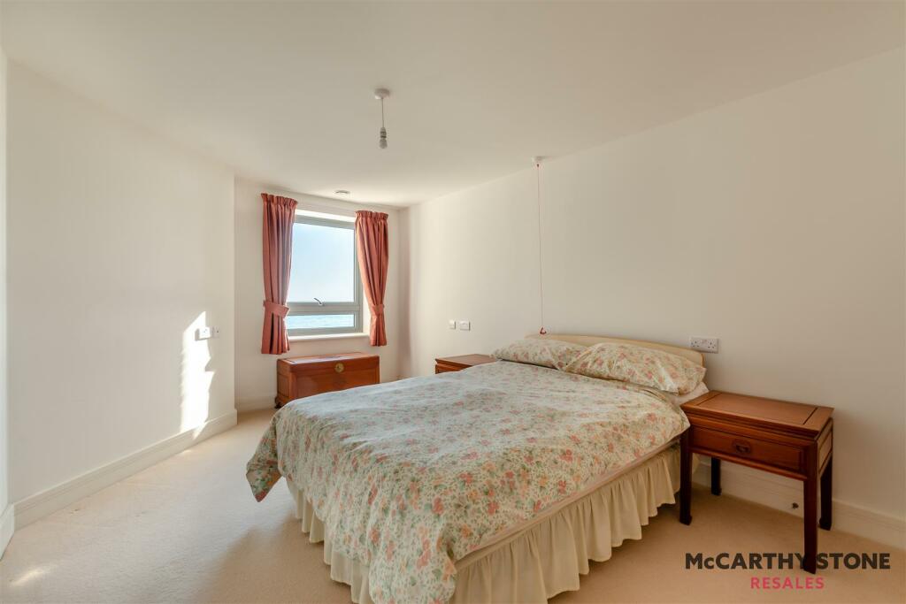 8621939-interior14.jpg