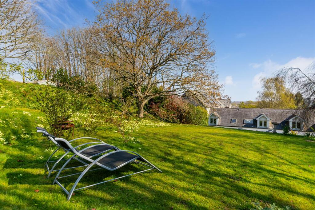 A08 - Alston Farm Alston Lane Churston Ferrers Bri