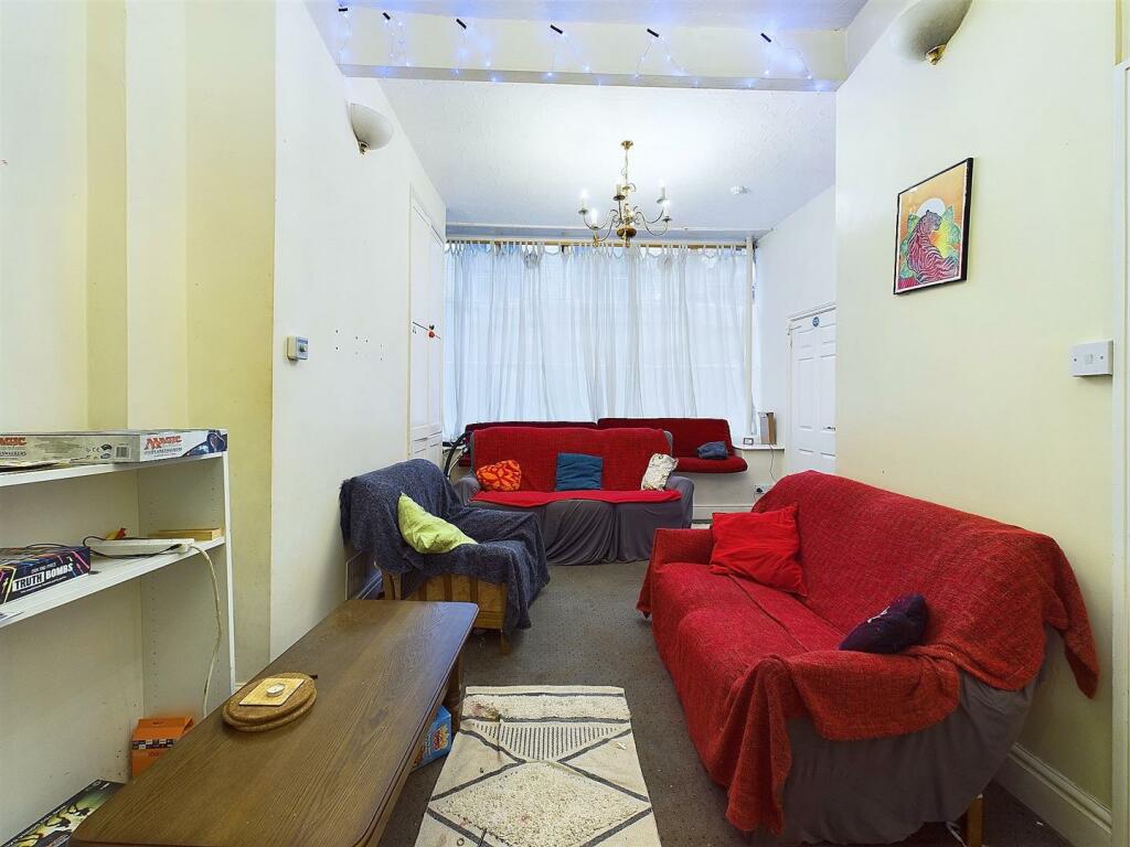 6 - John Street Bristol City Crentre 6-Bed HMO.jpg