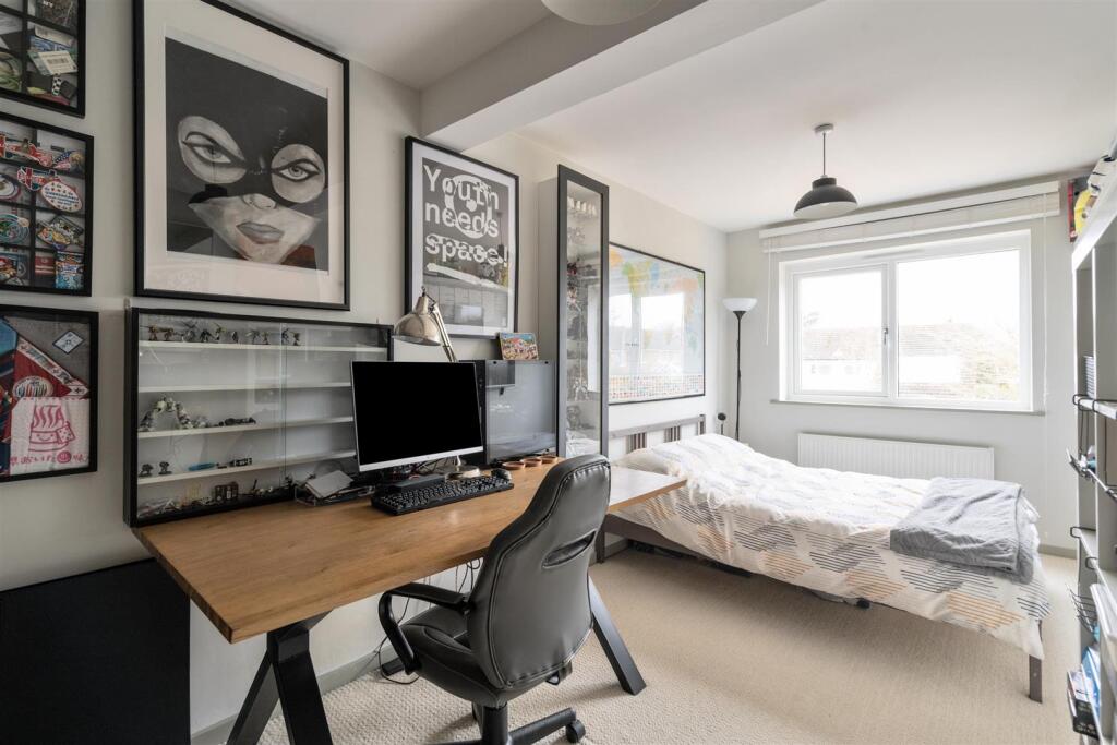 1 Hallcroft Way_23.jpg