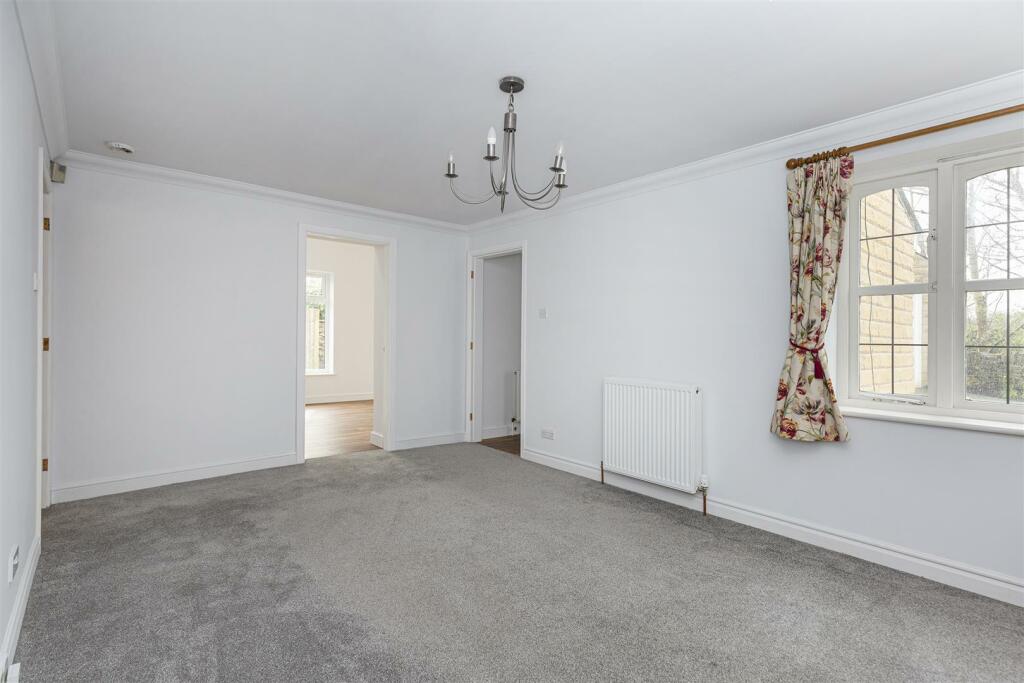 Bramleys Estate Agents - Elland - Oliver Meadows (
