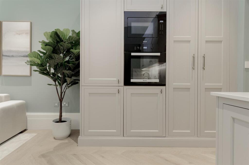 4@38-39 rutland gate-1277.jpg