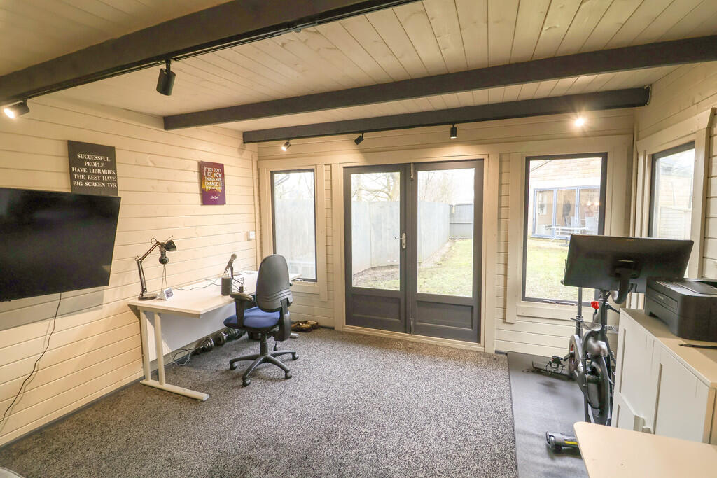 IMG_0979_edited_e...