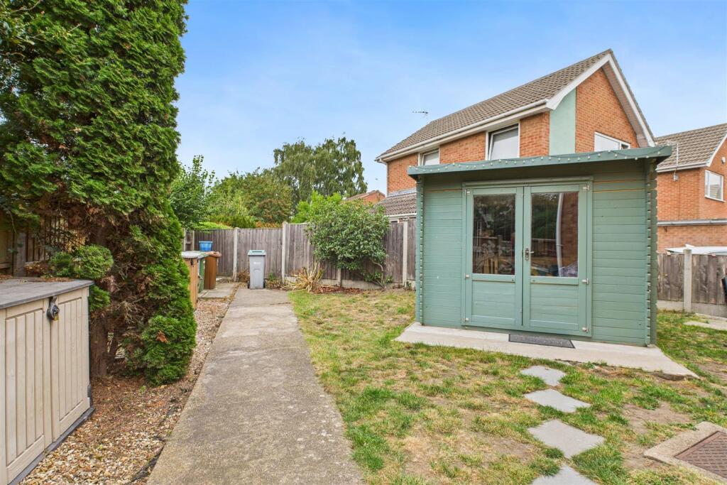 CAM04235G0-PR0084-STILL003 - Copy.jpg