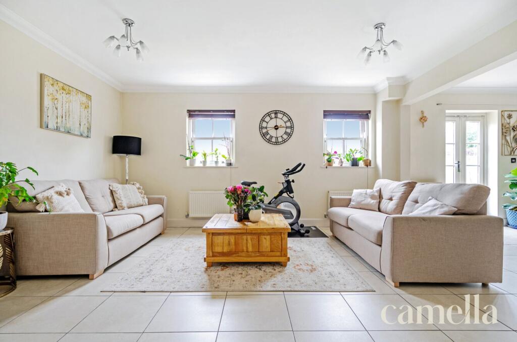 Kitchen Diner and Lounge