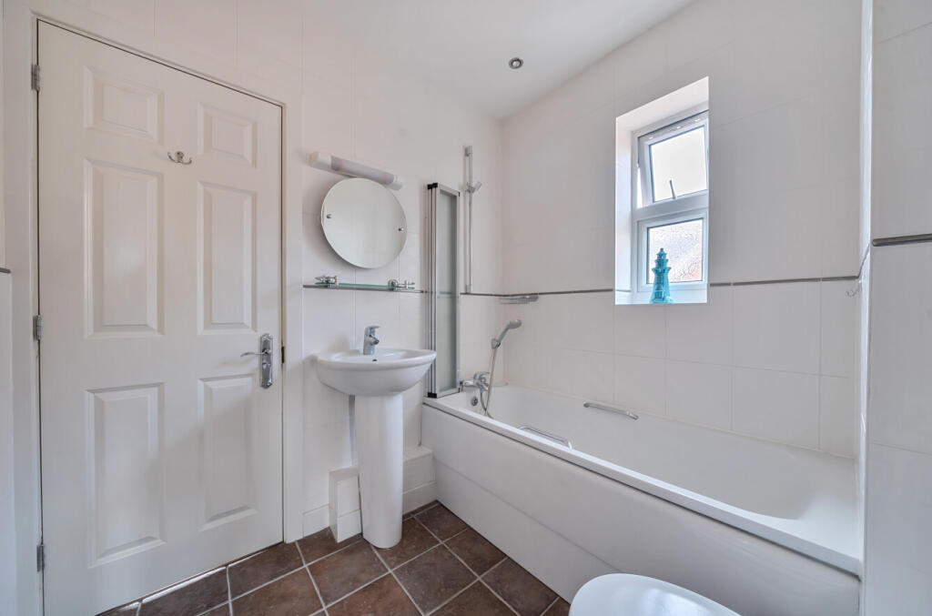 1332045-12-688b9a...