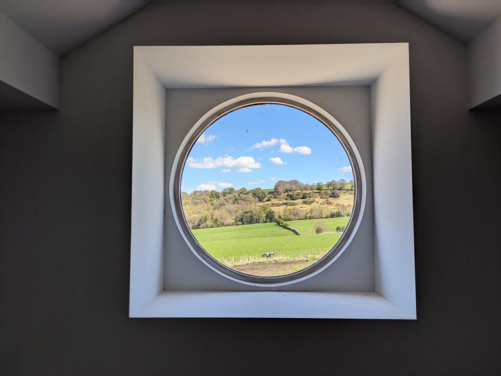 BEDROOM FIVE / SECOND SITTING ROOM