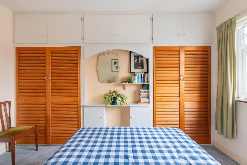 1F7A0HD - Bedroom C.jpg