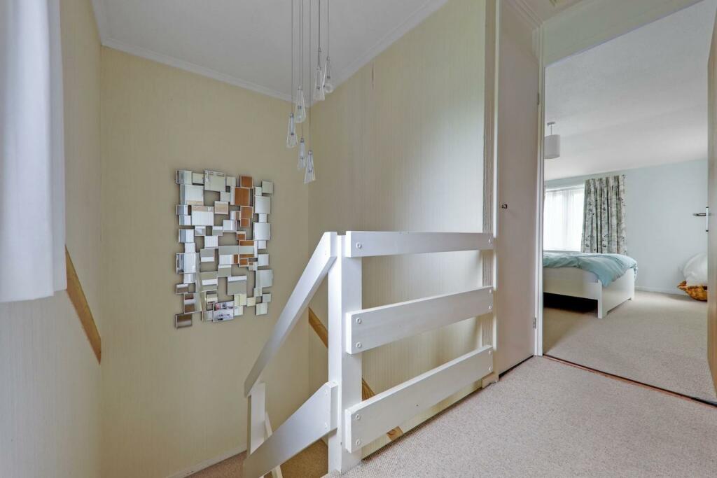 14-f76fJHPropWorld - 7 Canal Walk - 40-medium.jpg