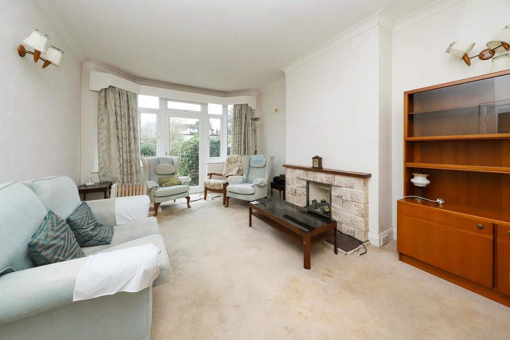 8 Hereford Garden...