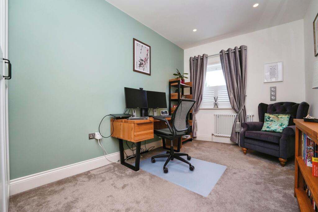 Bedroom Three/Study