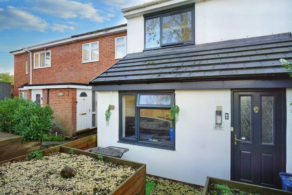 Hawthorne Grove - Front of Property