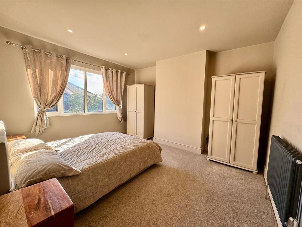 WhatsApp Image 2025-09-25 at 15.07.20 (3).jpeg